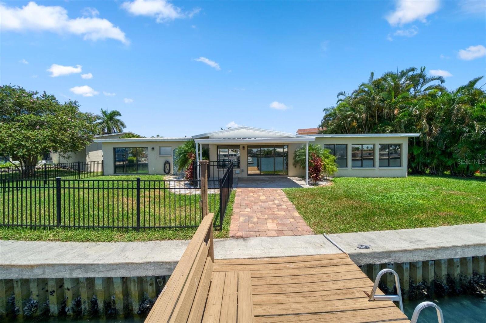 17444 2ND ST E, REDINGTON SHORES, FL, 33708