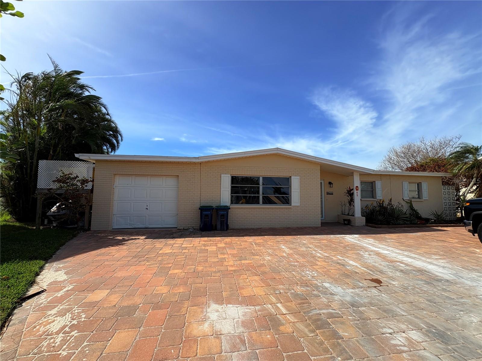 17444 2ND ST E, REDINGTON SHORES, FL, 33708