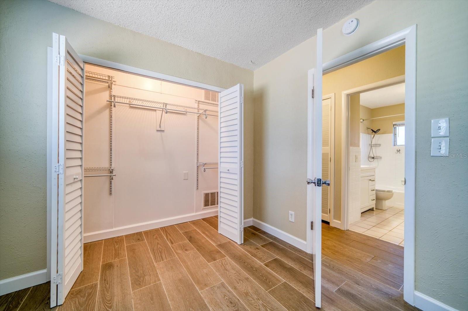 17444 2ND ST E, REDINGTON SHORES, FL, 33708