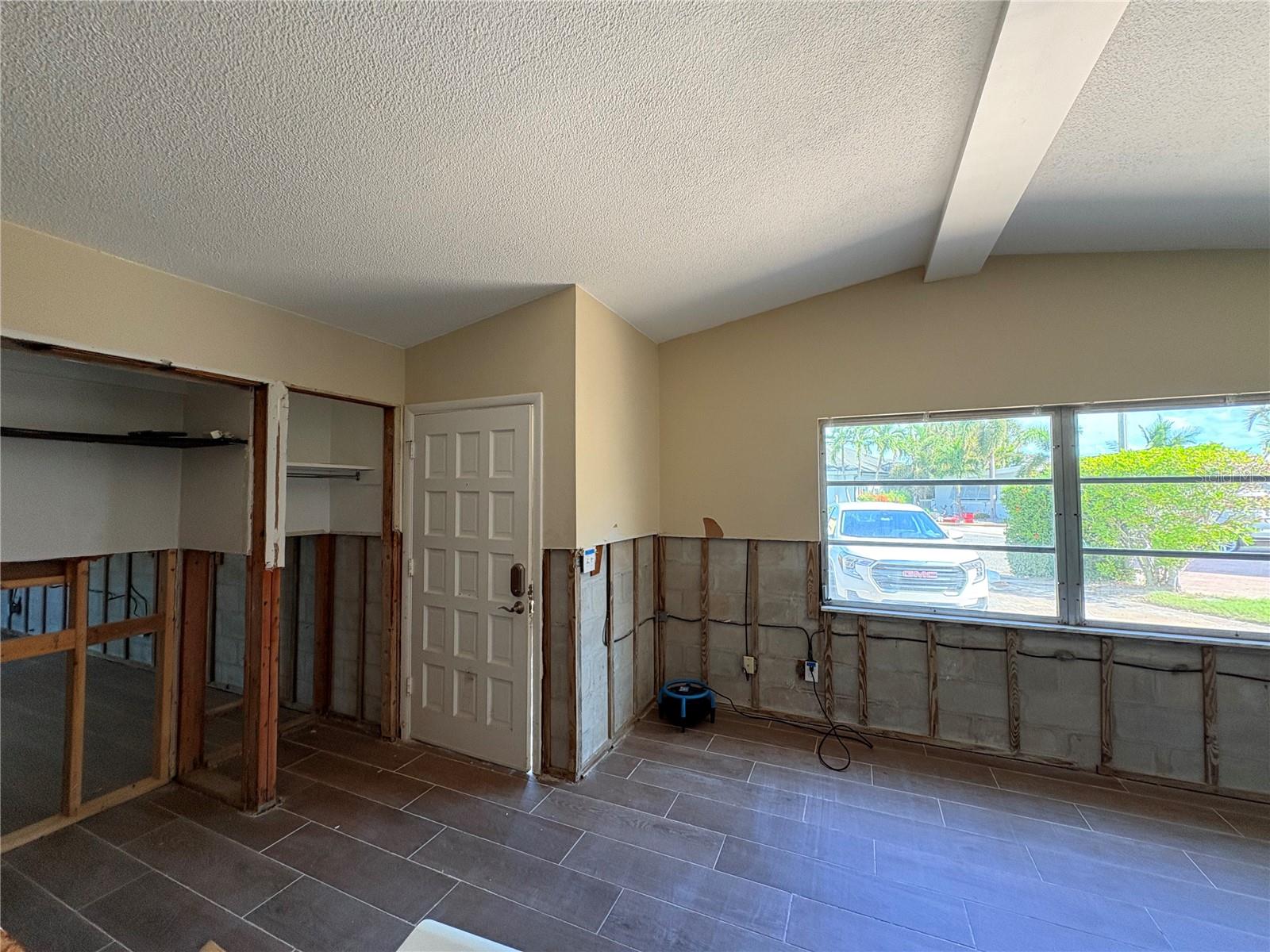 17444 2ND ST E, REDINGTON SHORES, FL, 33708