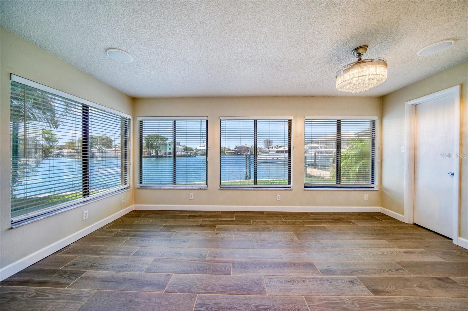 17444 2ND ST E, REDINGTON SHORES, FL, 33708