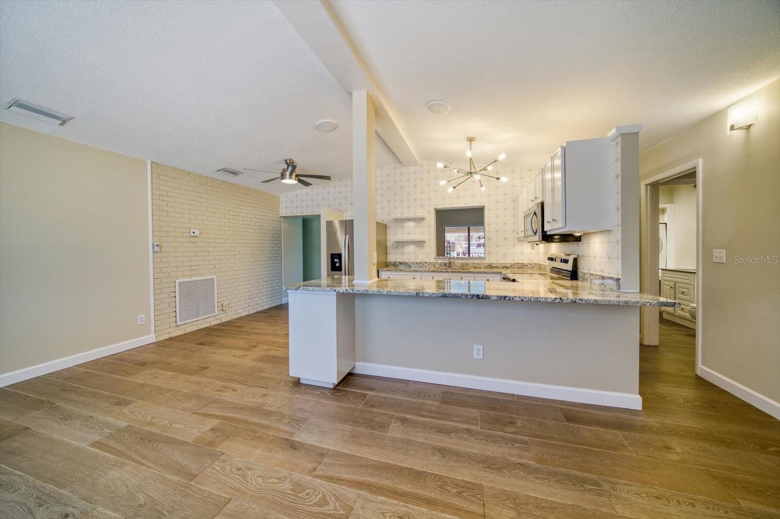 17444 2ND ST E, REDINGTON SHORES, FL, 33708