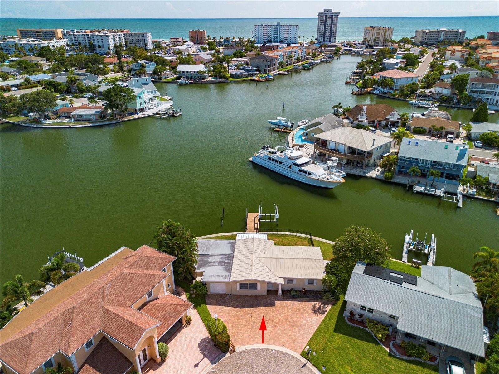 17444 2ND ST E, REDINGTON SHORES, FL, 33708