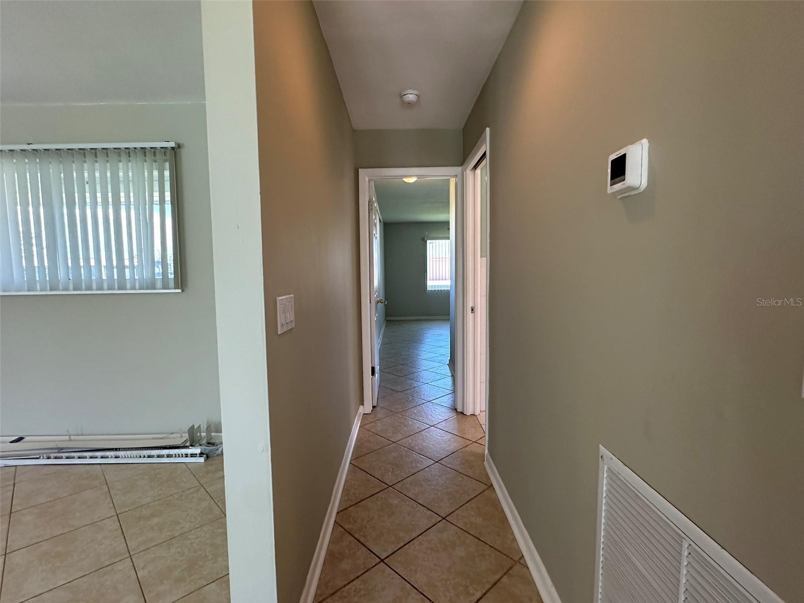 835 CONREID DR NE, PORT CHARLOTTE, FL, 33952