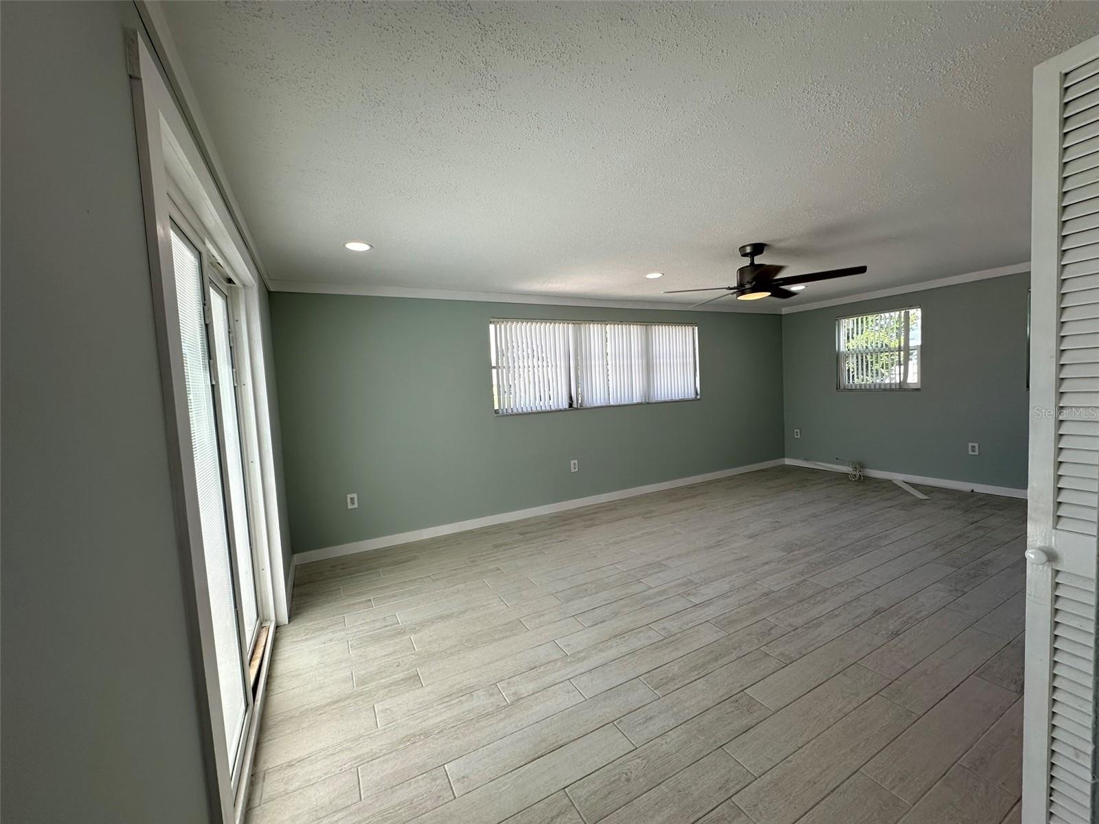 835 CONREID DR NE, PORT CHARLOTTE, FL, 33952