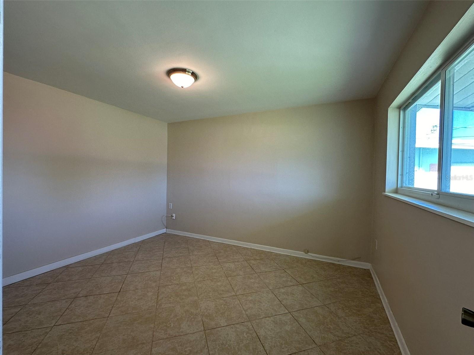 835 CONREID DR NE, PORT CHARLOTTE, FL, 33952