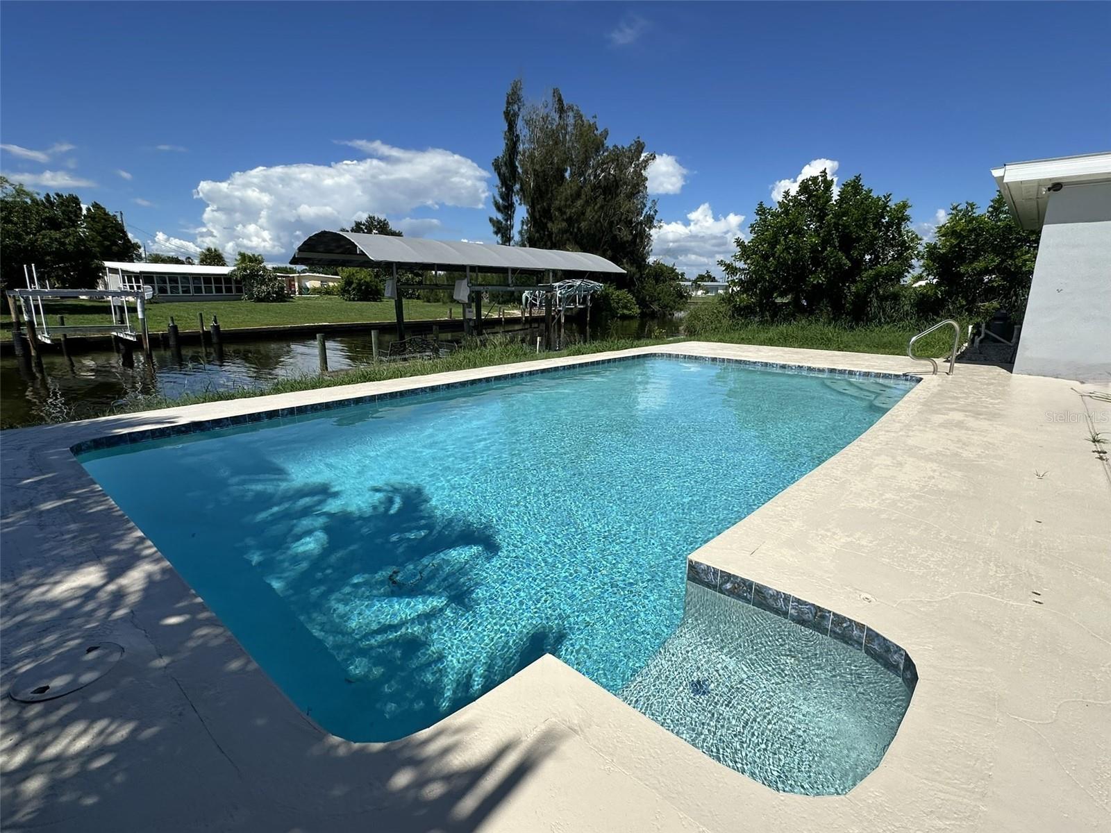 835 CONREID DR NE, PORT CHARLOTTE, FL, 33952