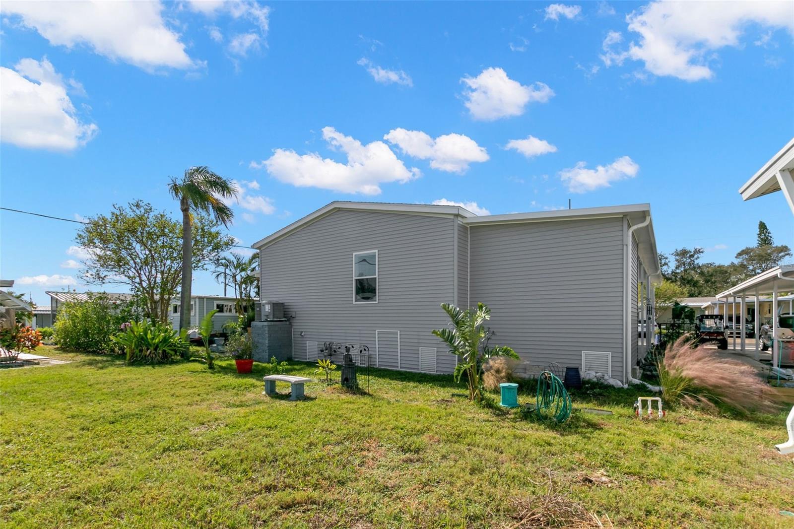 6901 AMERICANA DR NE #102, ST PETERSBURG, FL, 33702