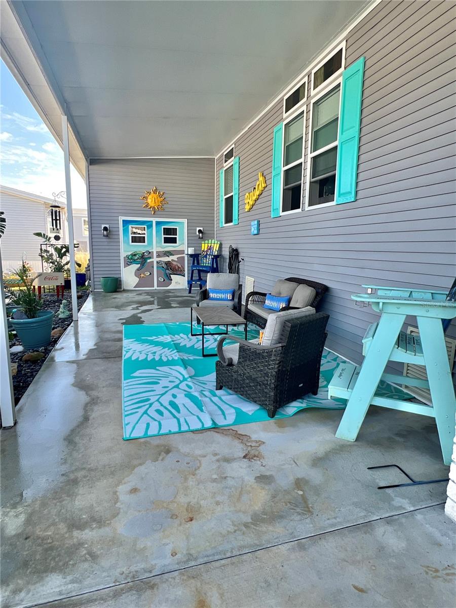 6901 AMERICANA DR NE #102, ST PETERSBURG, FL, 33702
