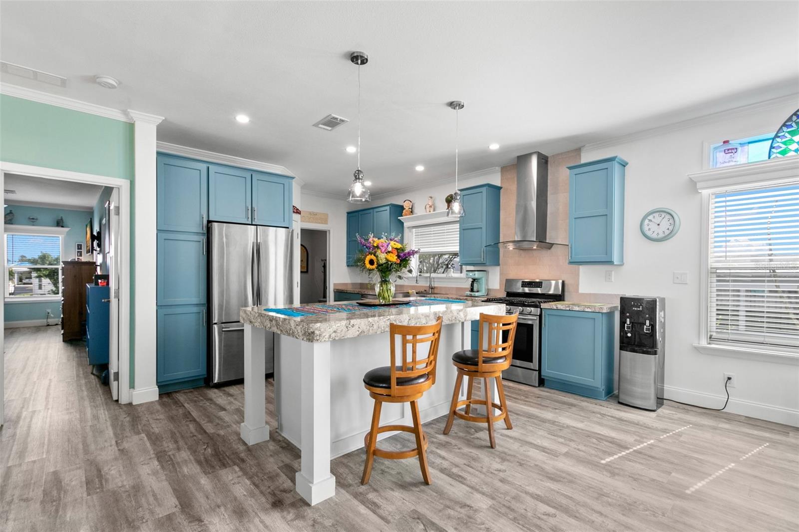 6901 AMERICANA DR NE #102, ST PETERSBURG, FL, 33702
