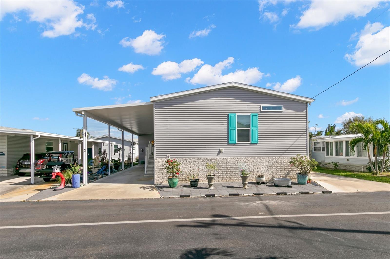 6901 AMERICANA DR NE #102, ST PETERSBURG, FL, 33702