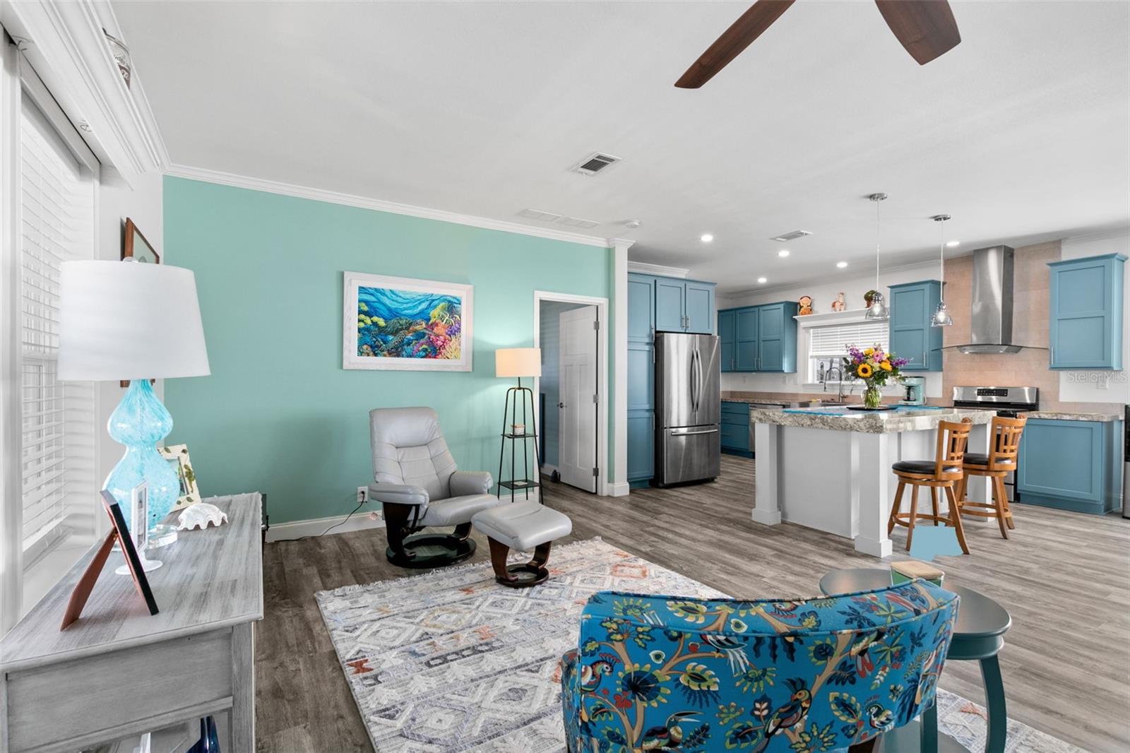 6901 AMERICANA DR NE #102, ST PETERSBURG, FL, 33702