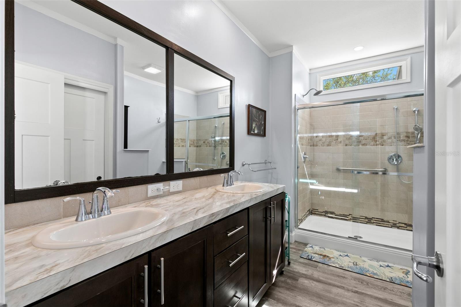 6901 AMERICANA DR NE #102, ST PETERSBURG, FL, 33702