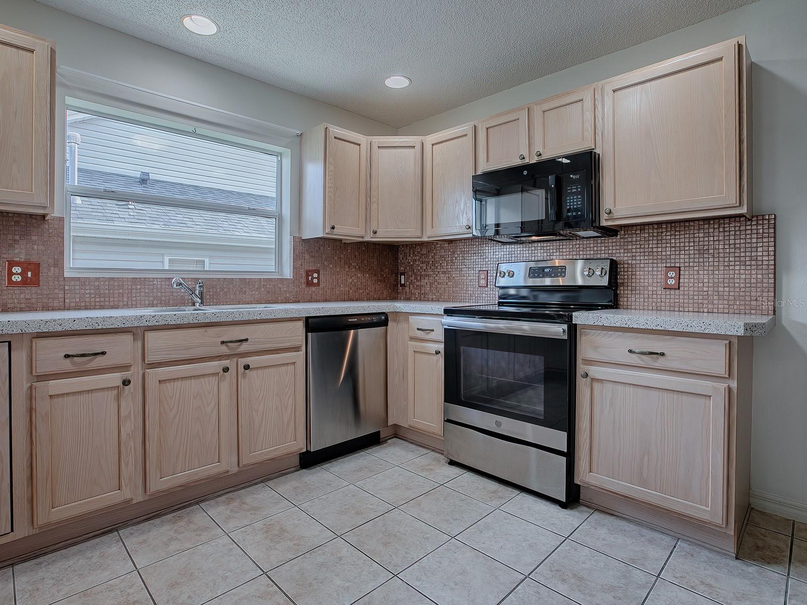 8288 SE 177TH WINTERTHUR LOOP, THE VILLAGES, FL, 32162