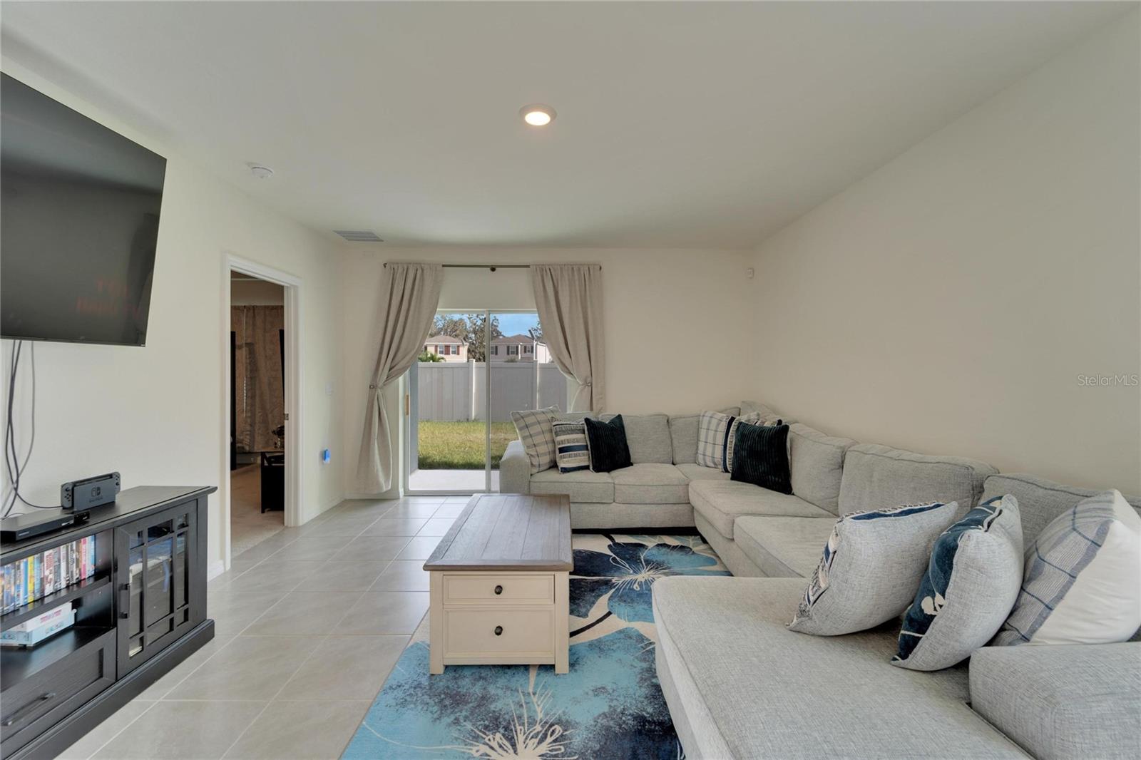 17040 WAVE TRESSLE PL, WIMAUMA, FL, 33598