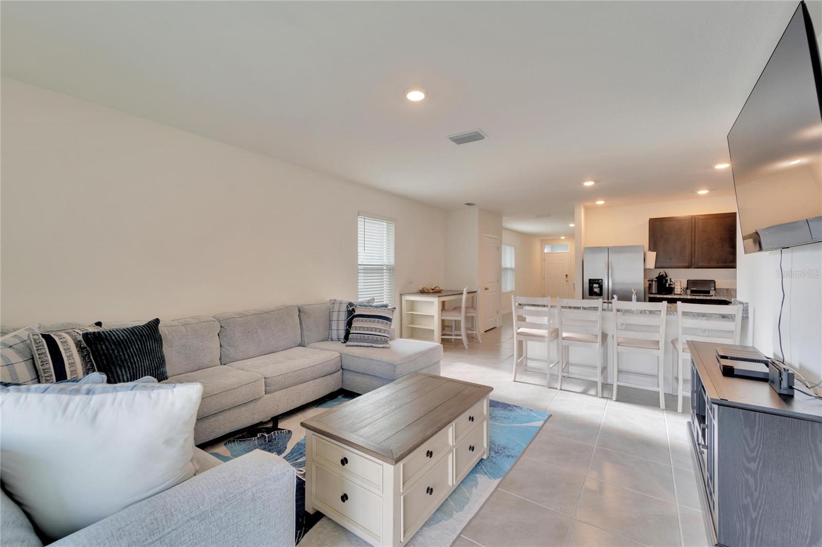 17040 WAVE TRESSLE PL, WIMAUMA, FL, 33598