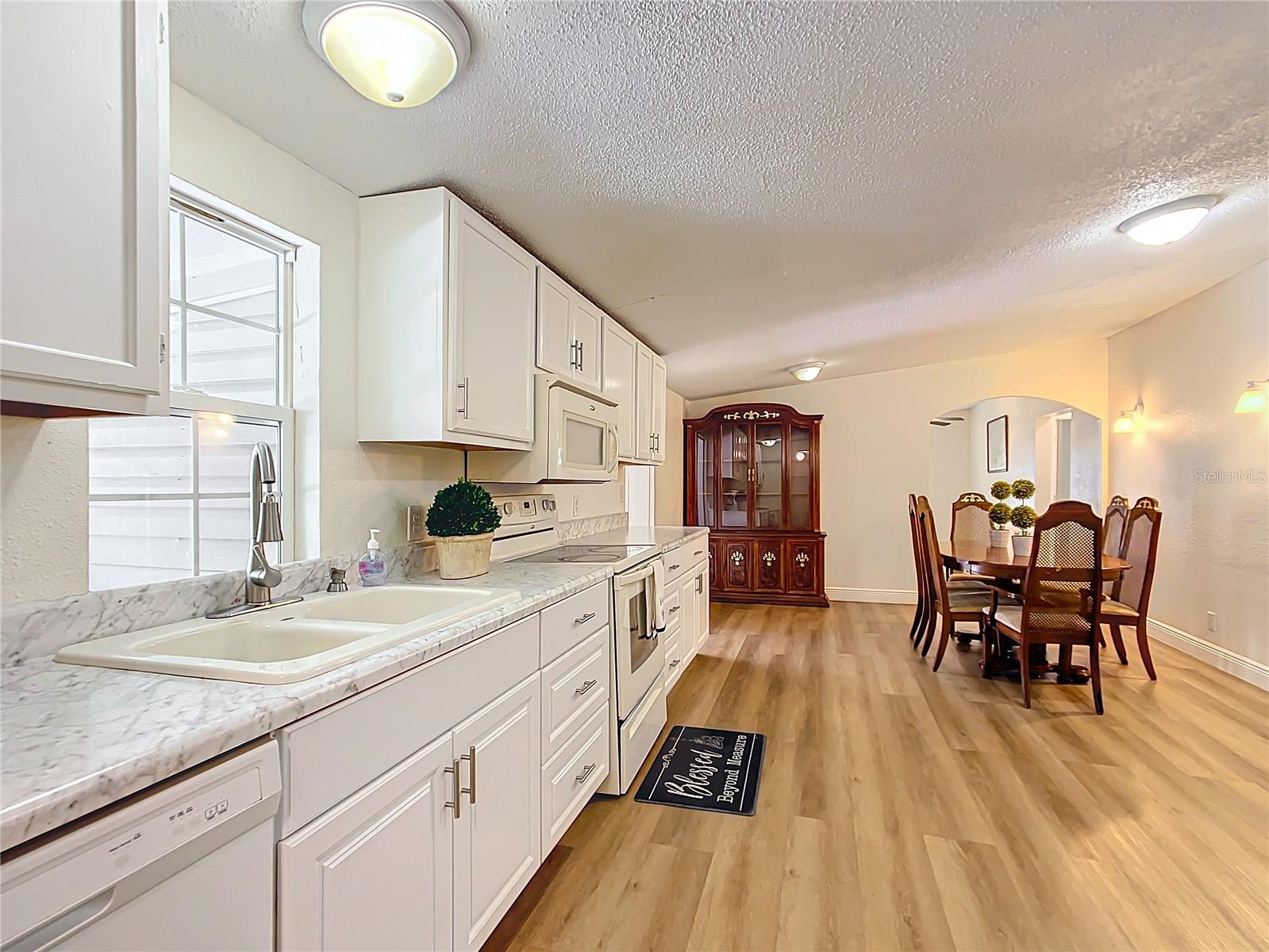 6820 NE 199TH STREET RD, CITRA, FL, 32113
