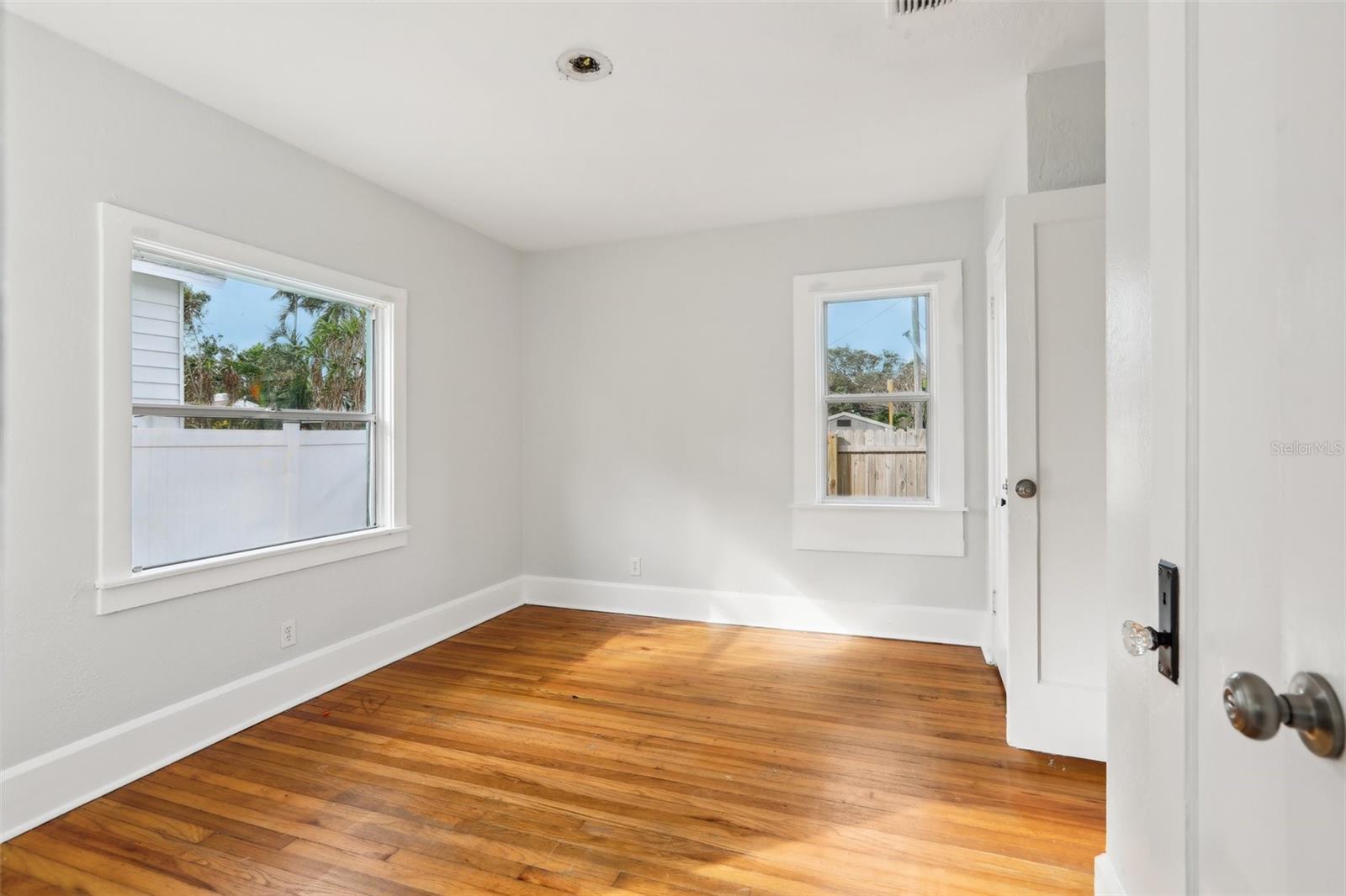 2015 3RD ST S, ST PETERSBURG, FL, 33705