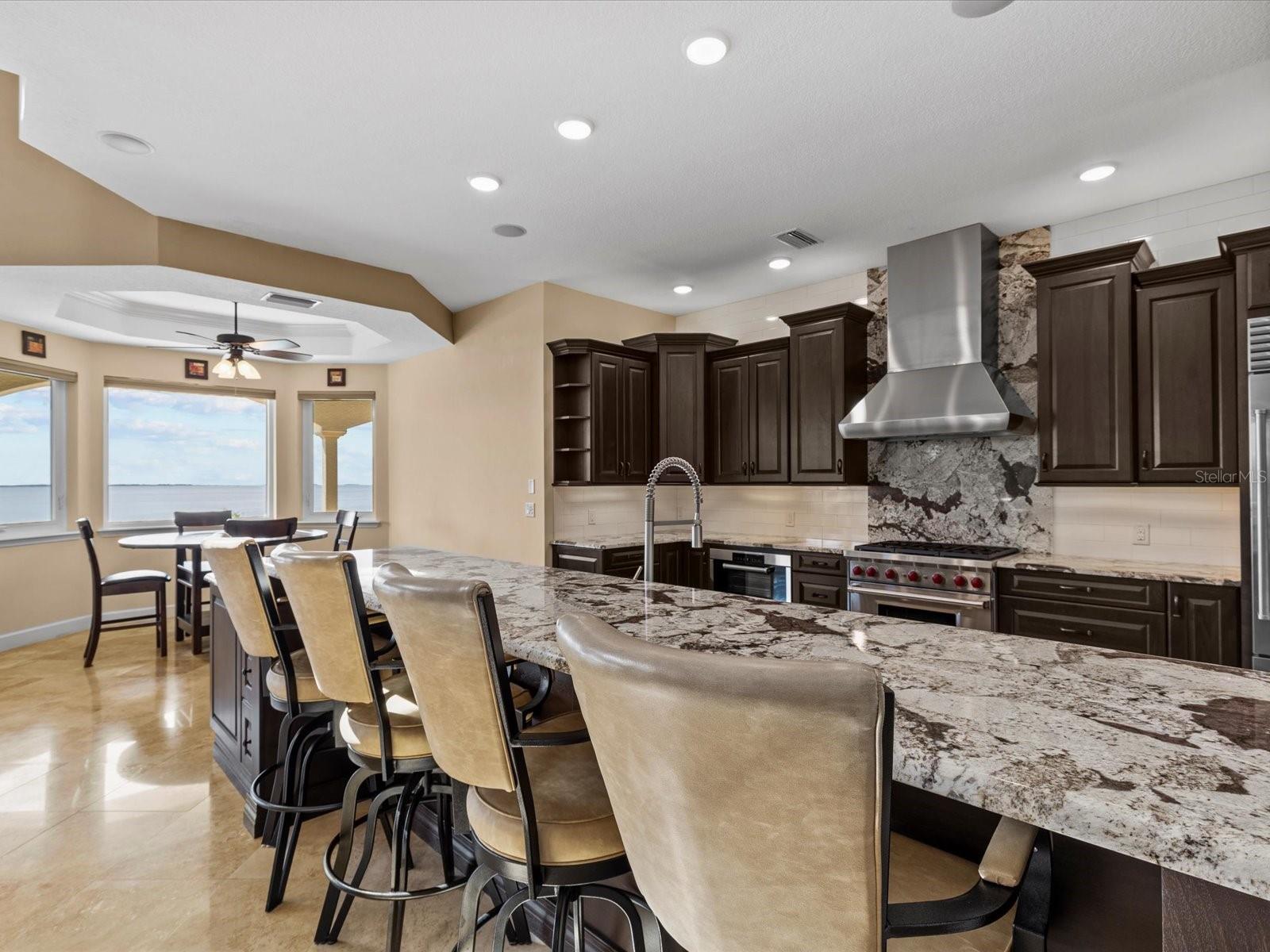 100 DRIFTWOOD DR W, PALM HARBOR, FL, 34683