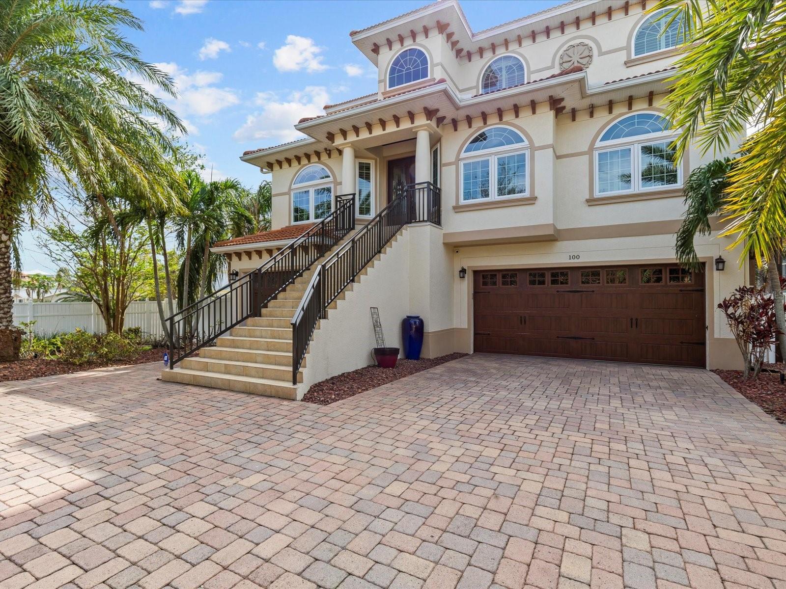 100 DRIFTWOOD DR W, PALM HARBOR, FL, 34683