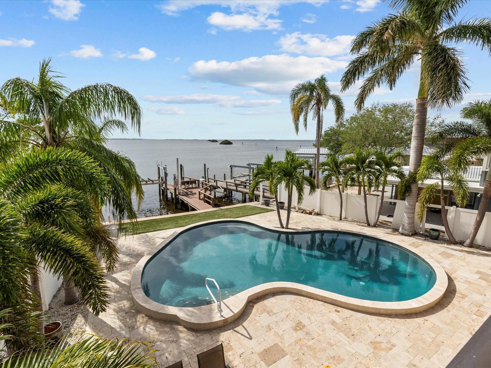100 DRIFTWOOD DR W, PALM HARBOR, FL, 34683