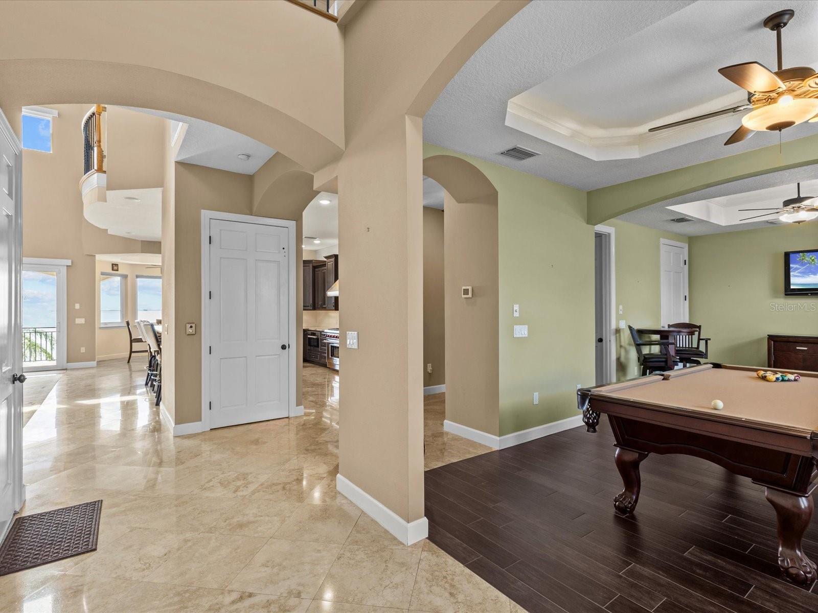 100 DRIFTWOOD DR W, PALM HARBOR, FL, 34683