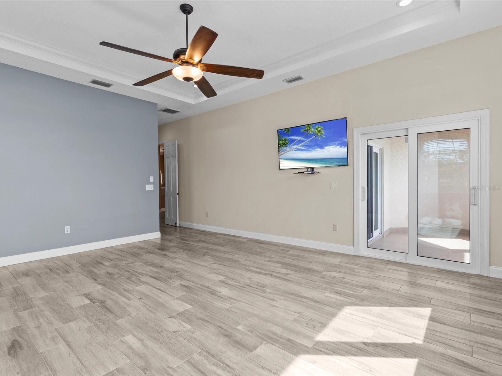 100 DRIFTWOOD DR W, PALM HARBOR, FL, 34683