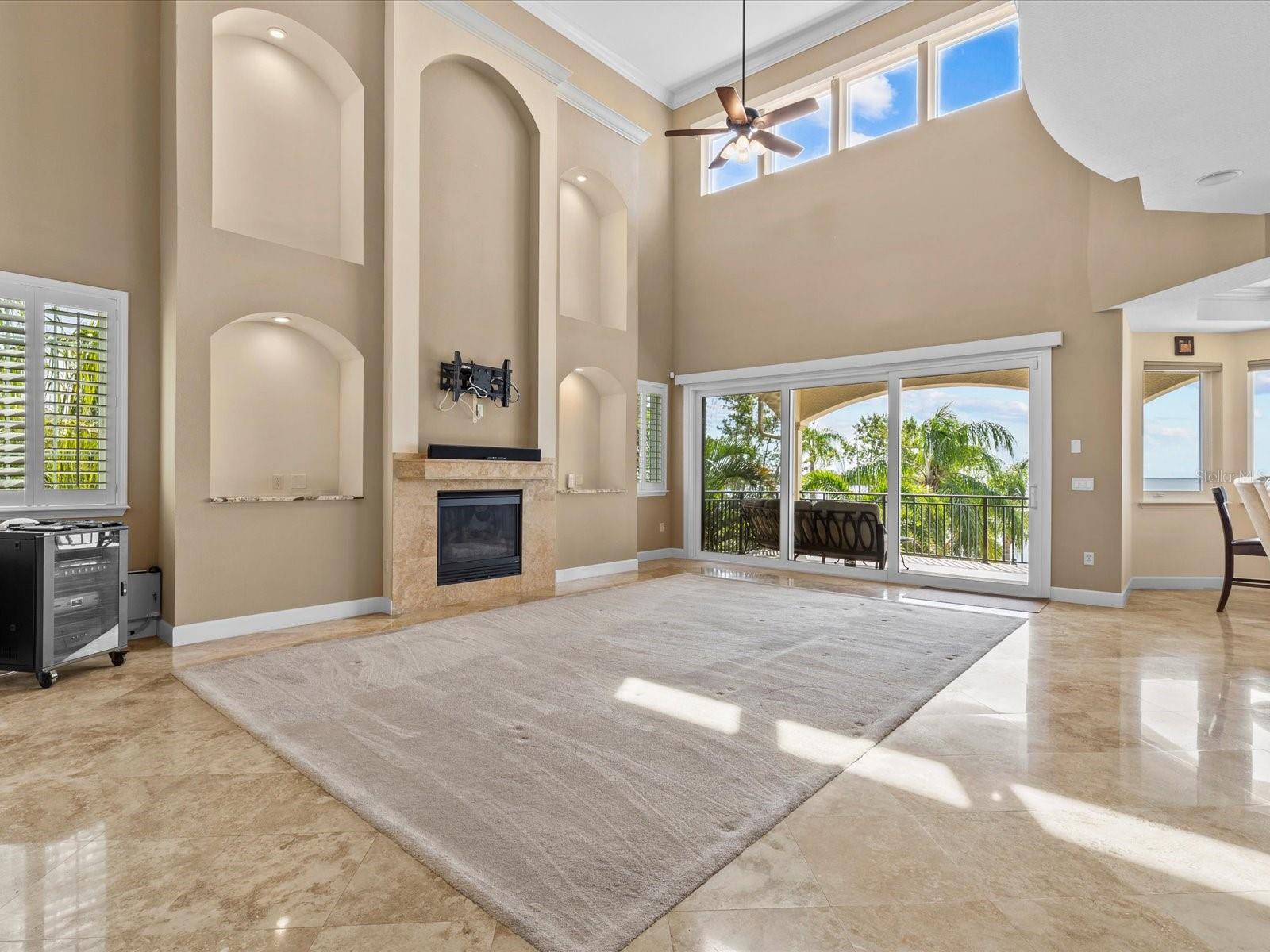 100 DRIFTWOOD DR W, PALM HARBOR, FL, 34683