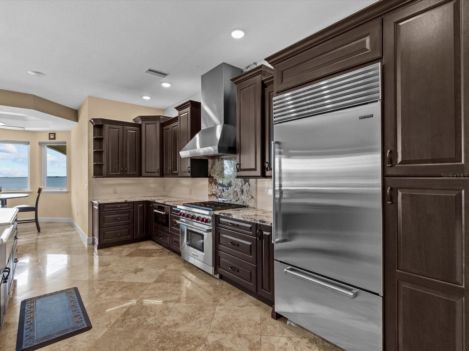 100 DRIFTWOOD DR W, PALM HARBOR, FL, 34683