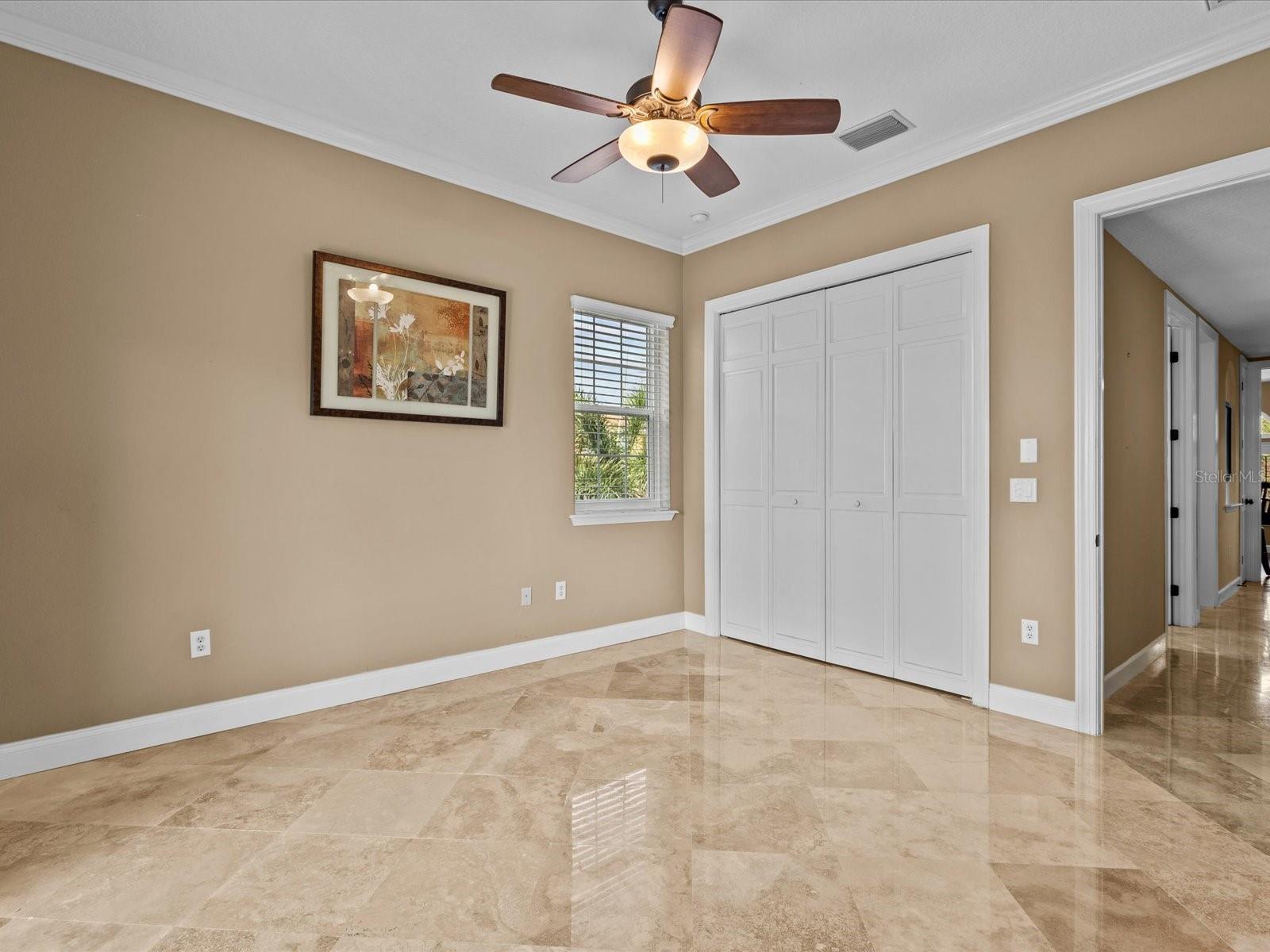 100 DRIFTWOOD DR W, PALM HARBOR, FL, 34683