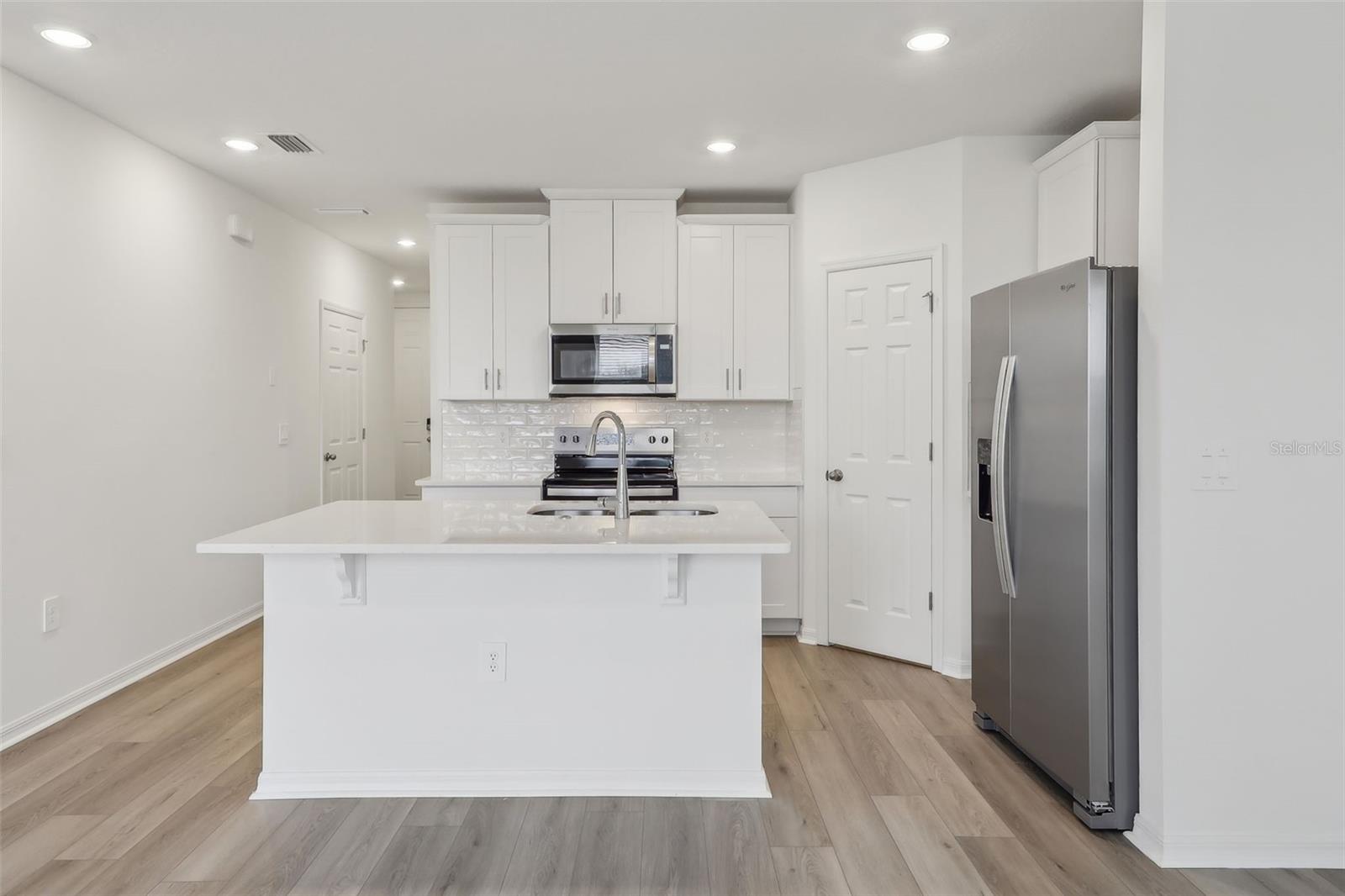 16387 HAPPY EAGLE DR, CLERMONT, FL, 34714
