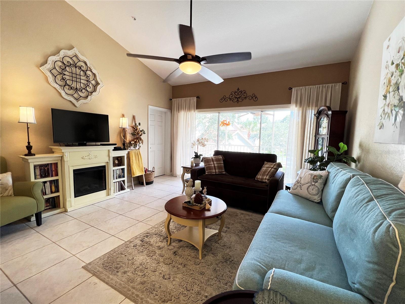 7225 CEDAR HOLLOW CIR #20-201, BRADENTON, FL, 34203