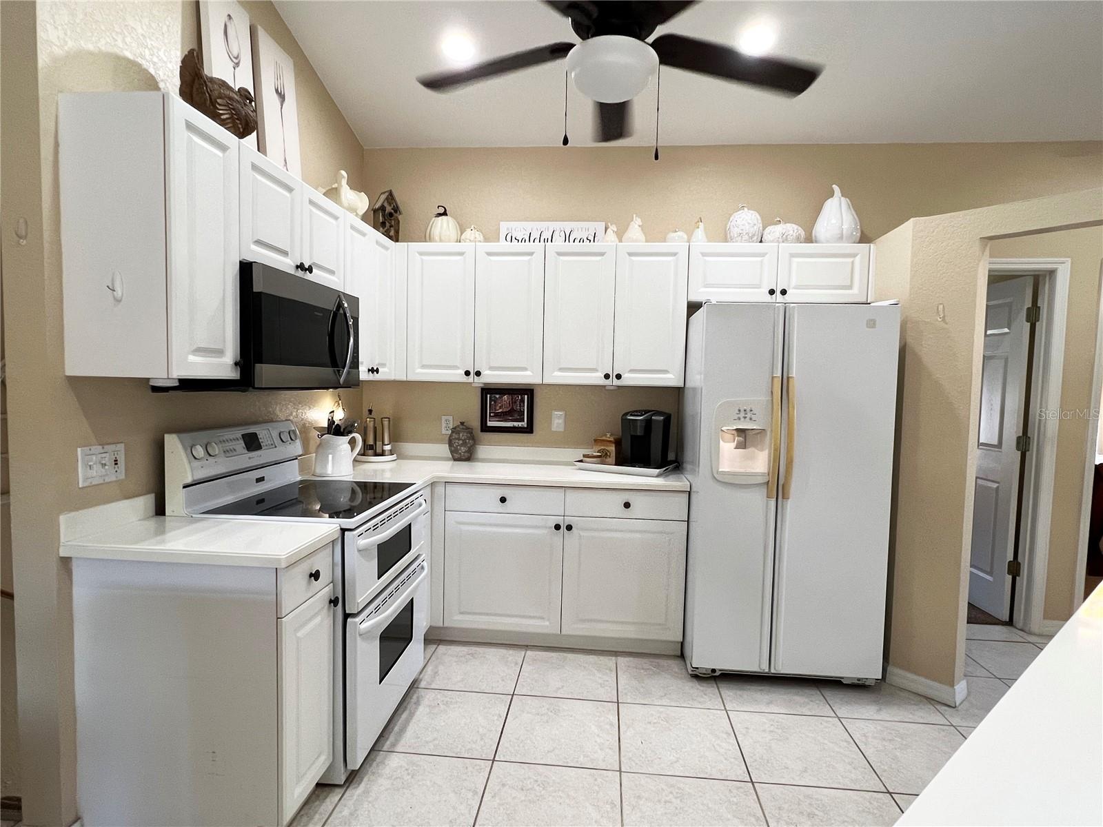 7225 CEDAR HOLLOW CIR #20-201, BRADENTON, FL, 34203