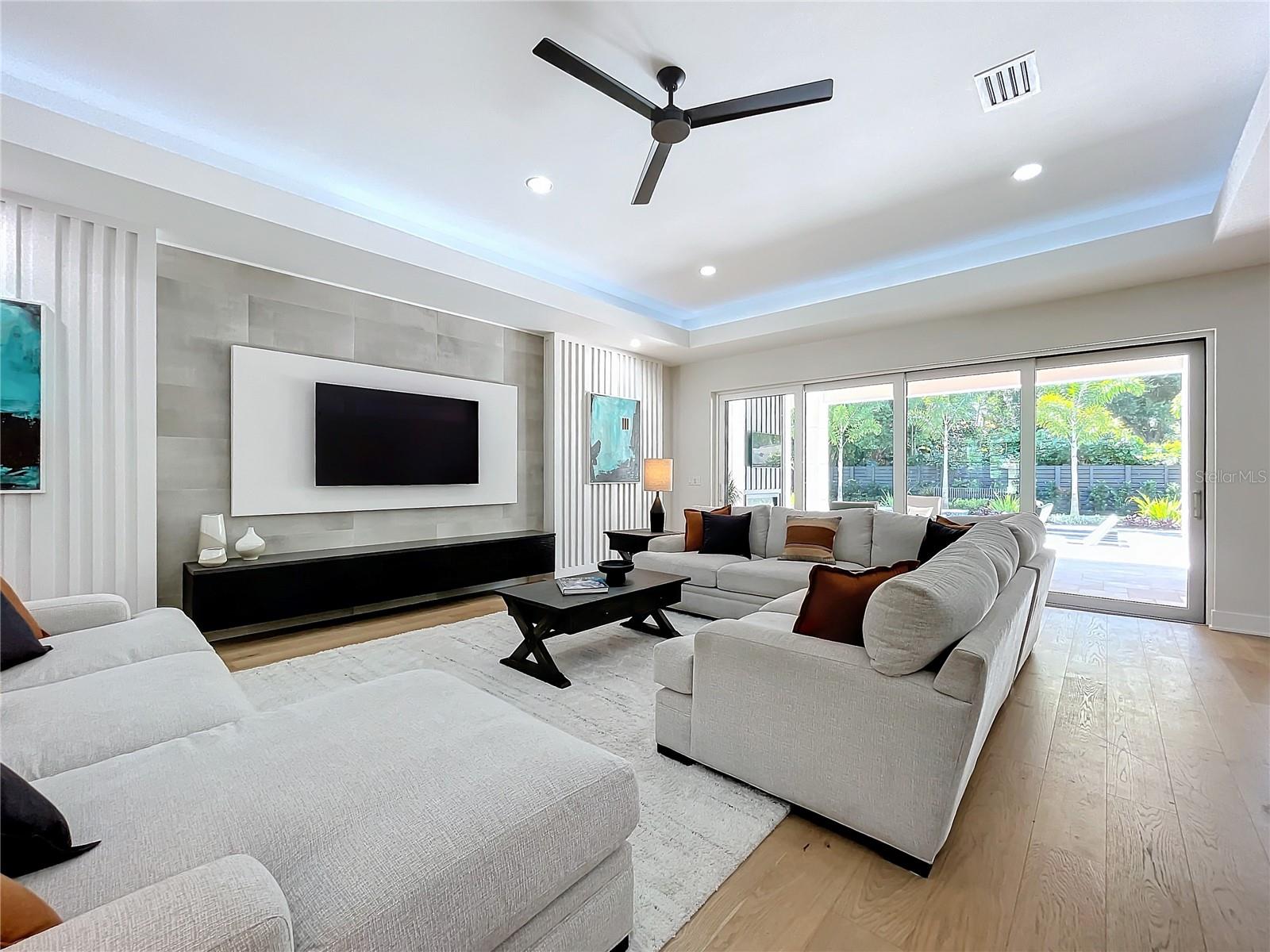 98 E 10TH AVE, WINDERMERE, FL, 34786