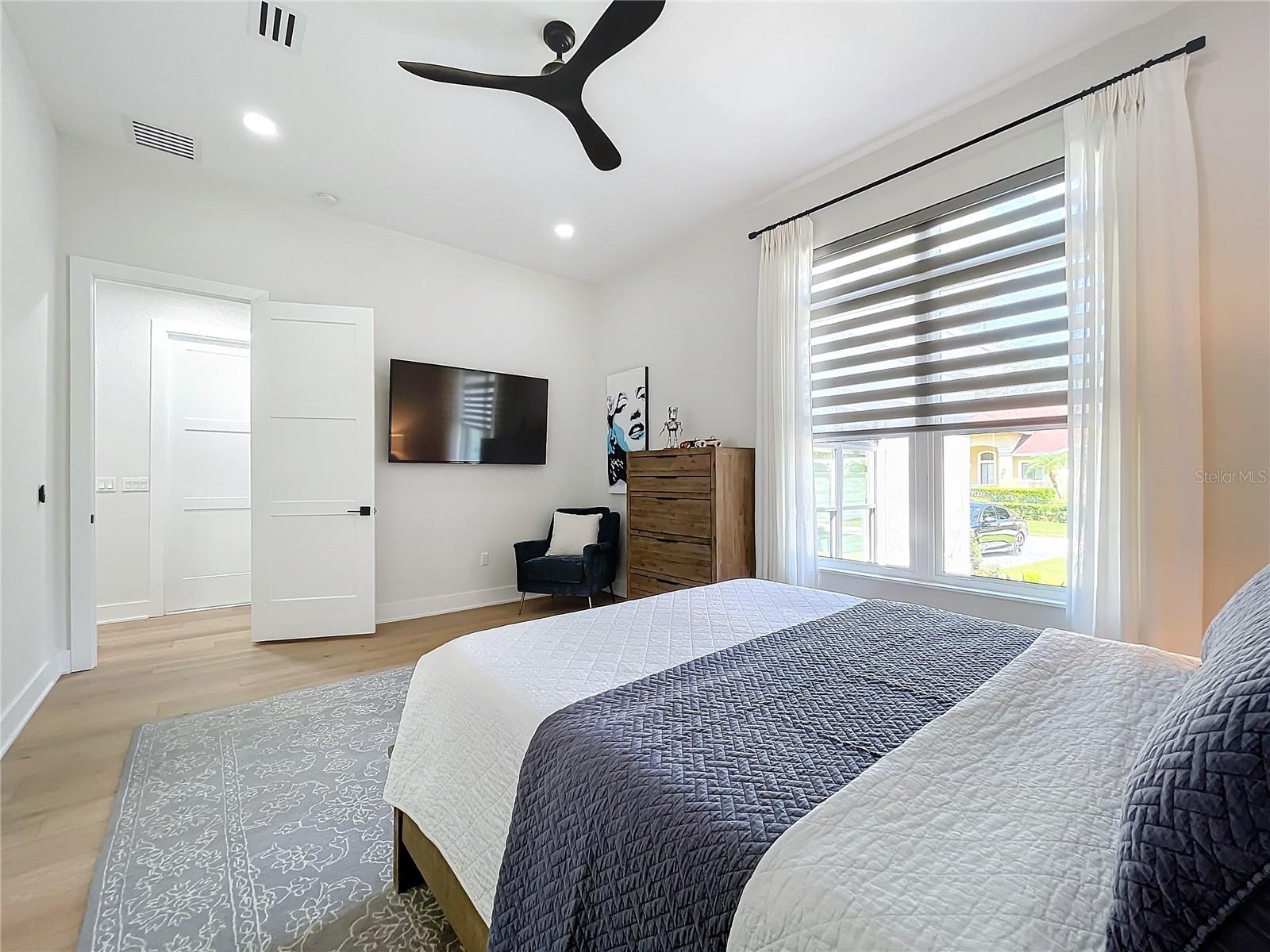 98 E 10TH AVE, WINDERMERE, FL, 34786