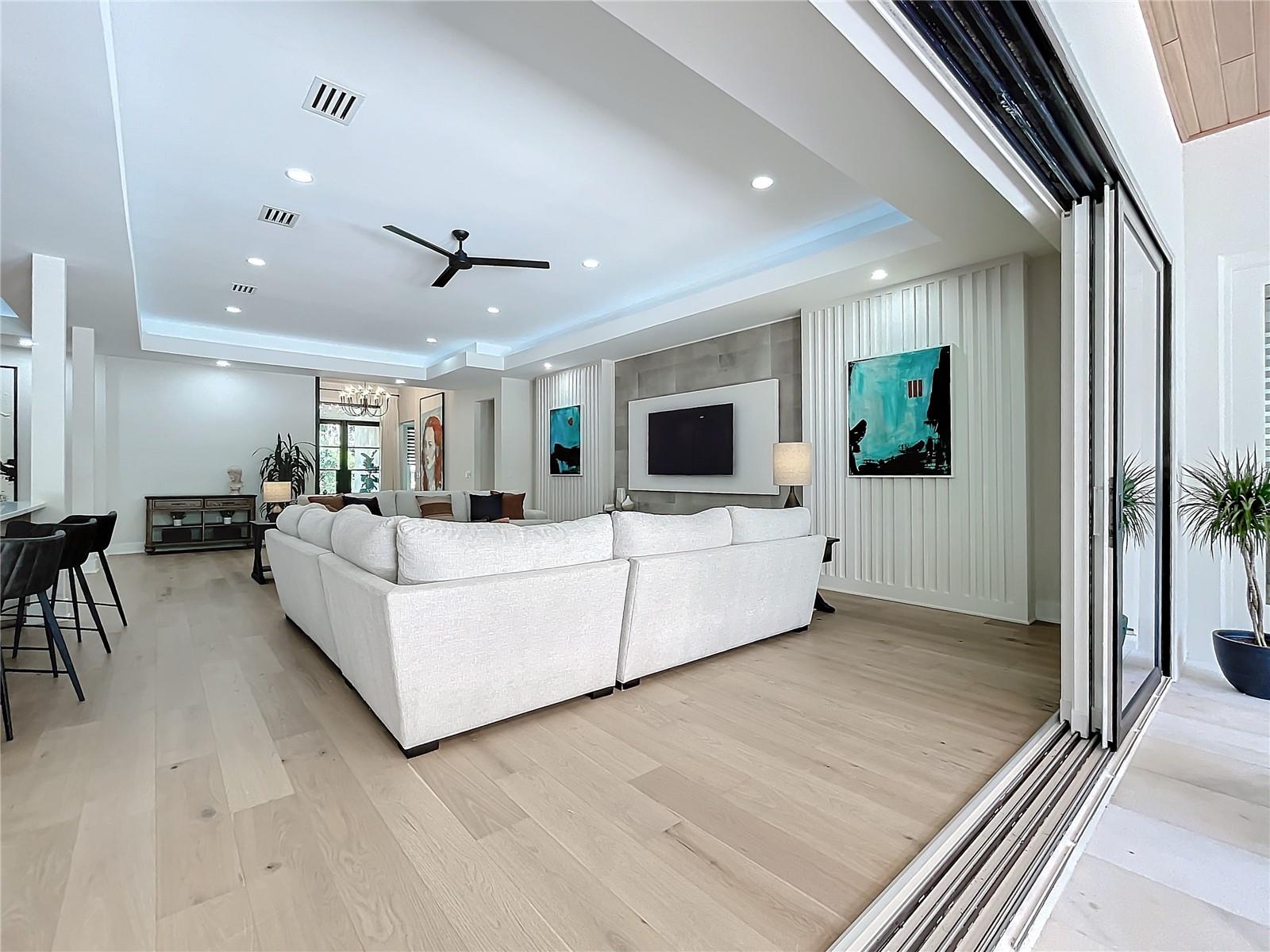 98 E 10TH AVE, WINDERMERE, FL, 34786
