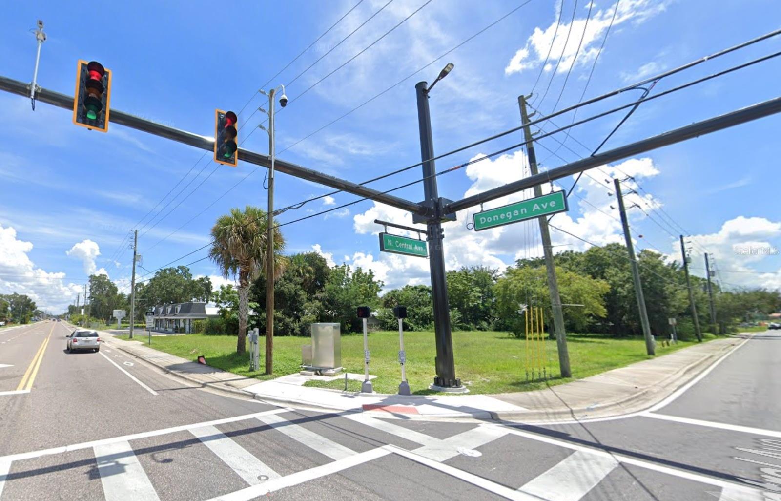 452 W DONEGAN AVE, KISSIMMEE, FL, 34741