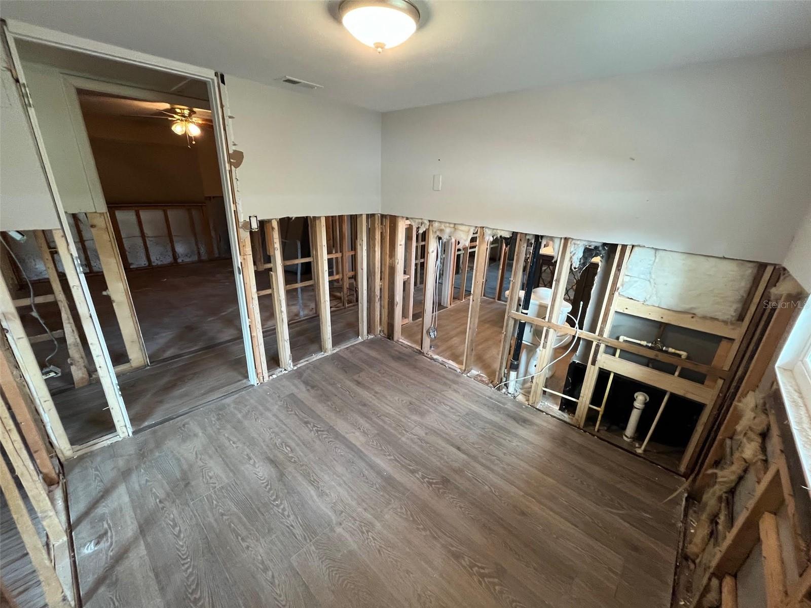 6176 ISLAND DR, WEEKI WACHEE, FL, 34607
