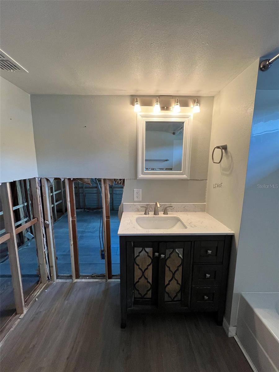 6176 ISLAND DR, WEEKI WACHEE, FL, 34607