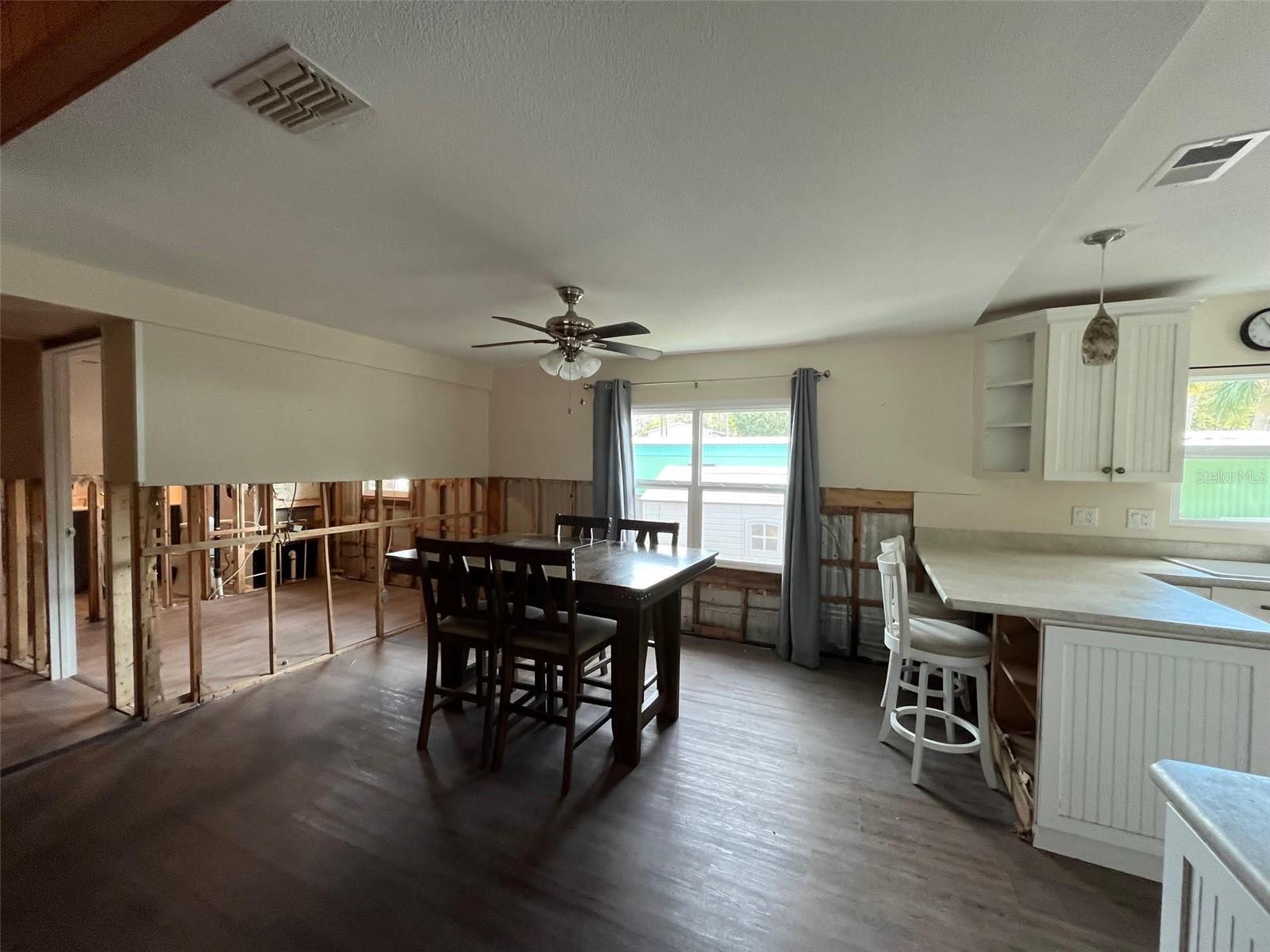 6176 ISLAND DR, WEEKI WACHEE, FL, 34607