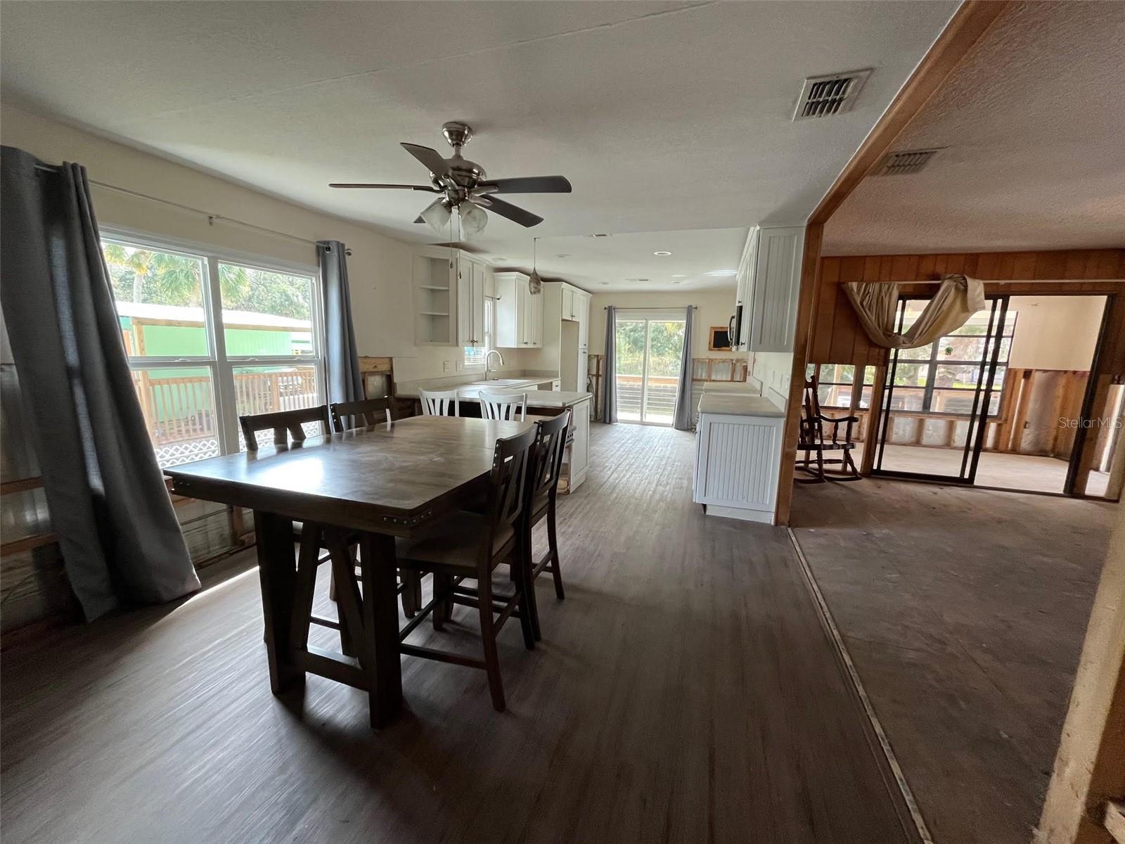 6176 ISLAND DR, WEEKI WACHEE, FL, 34607