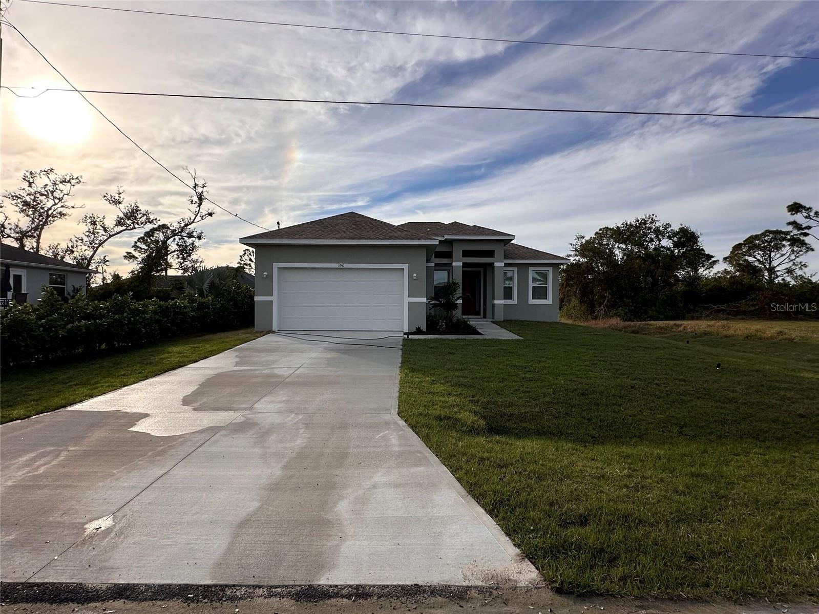 190 REDWOOD RD, ROTONDA WEST, FL, 33947