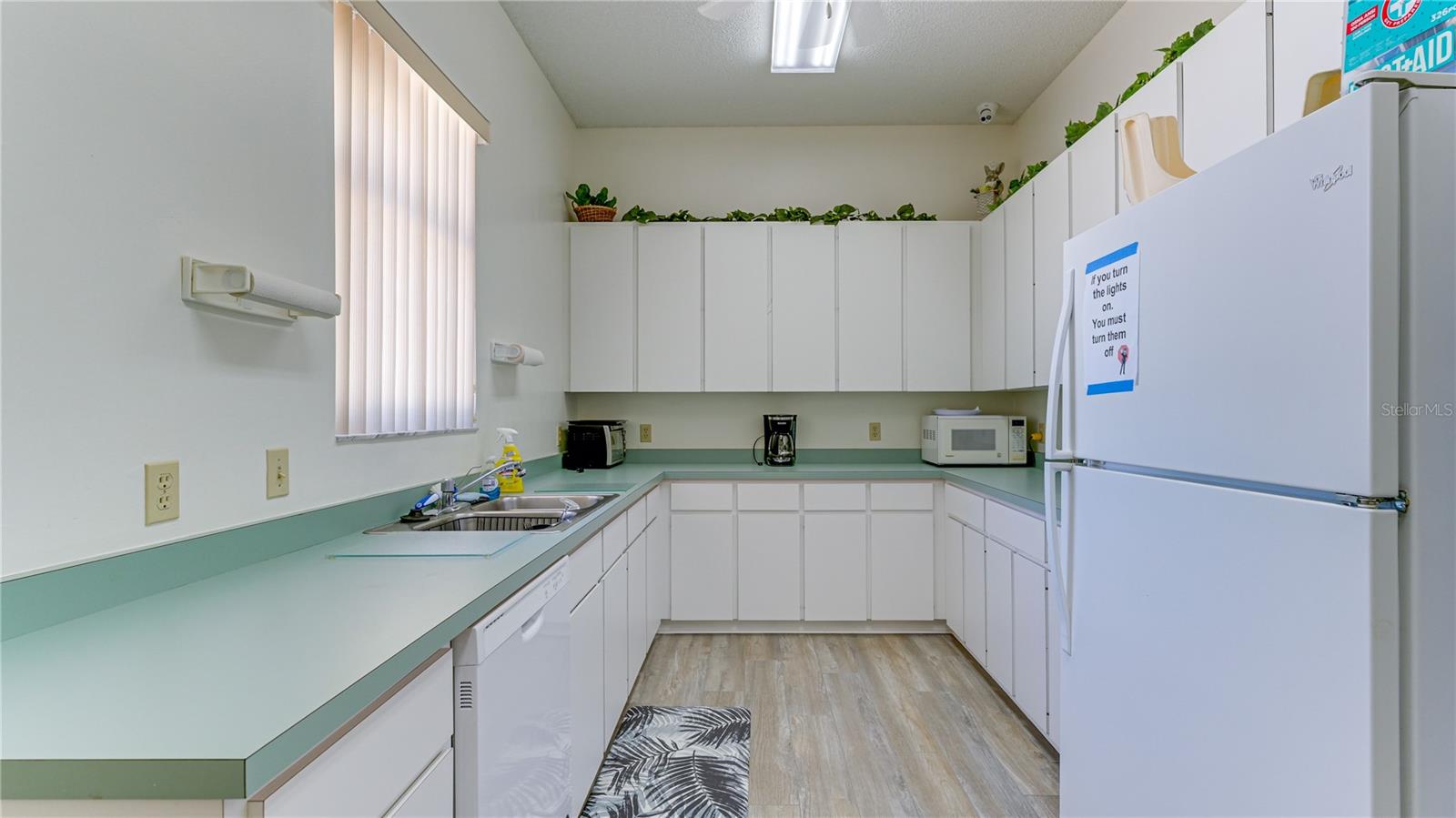 5395 CHRISTIE ANN PL #9, SARASOTA, FL, 34233