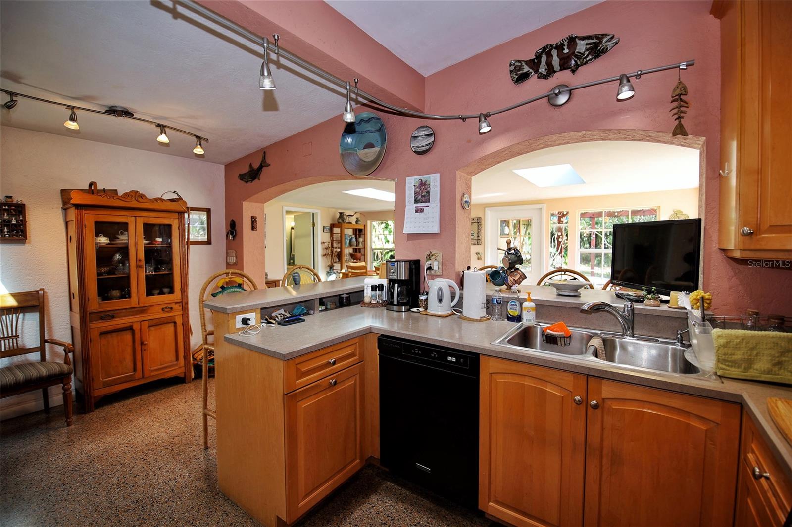 635 YUPON AVE, NEW SMYRNA BEACH, FL, 32169