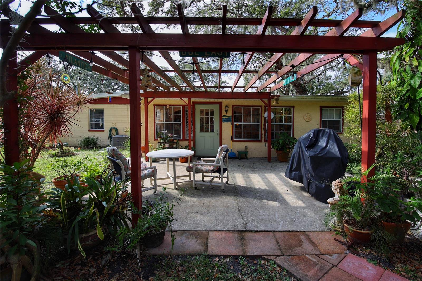 635 YUPON AVE, NEW SMYRNA BEACH, FL, 32169