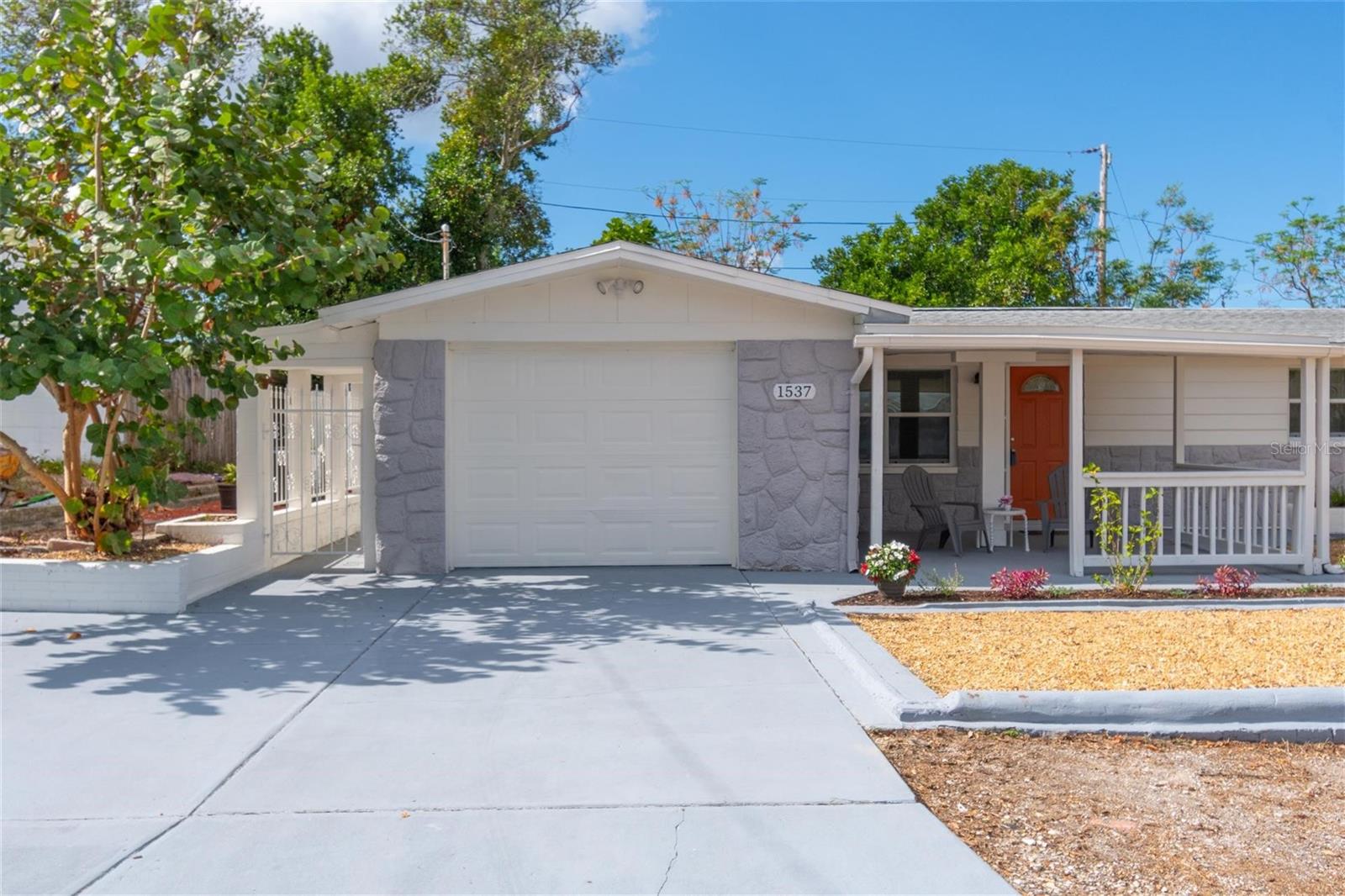 1537 EXCALIBUR ST, HOLIDAY, FL, 34690