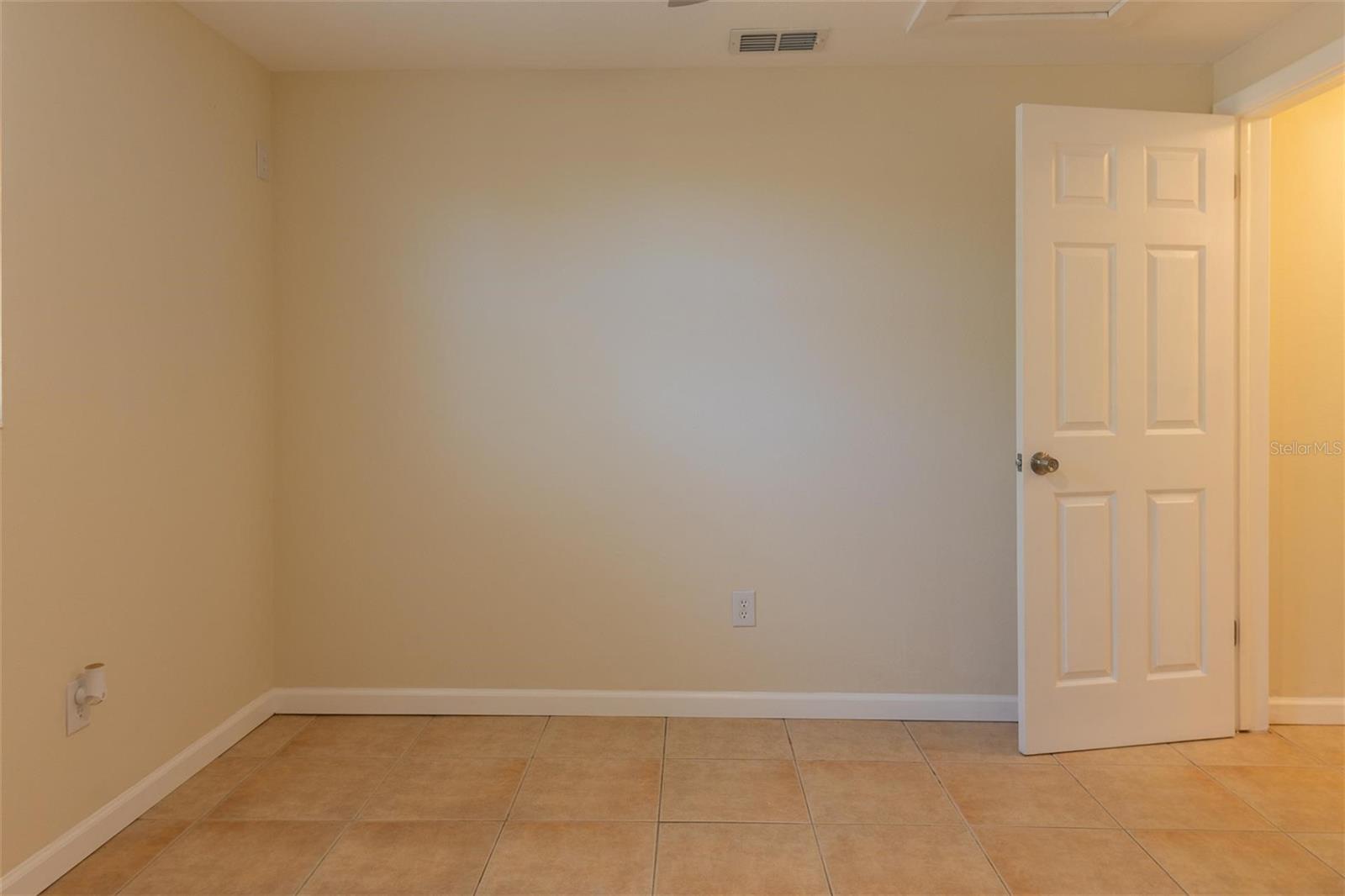 1537 EXCALIBUR ST, HOLIDAY, FL, 34690