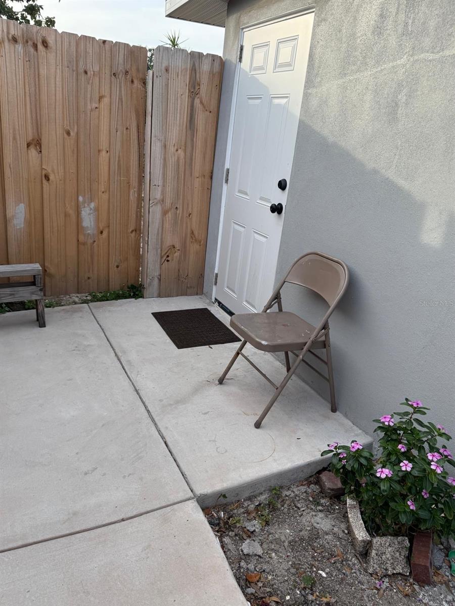 8229 PINEHURST CIR, TAMPA, FL, 33615