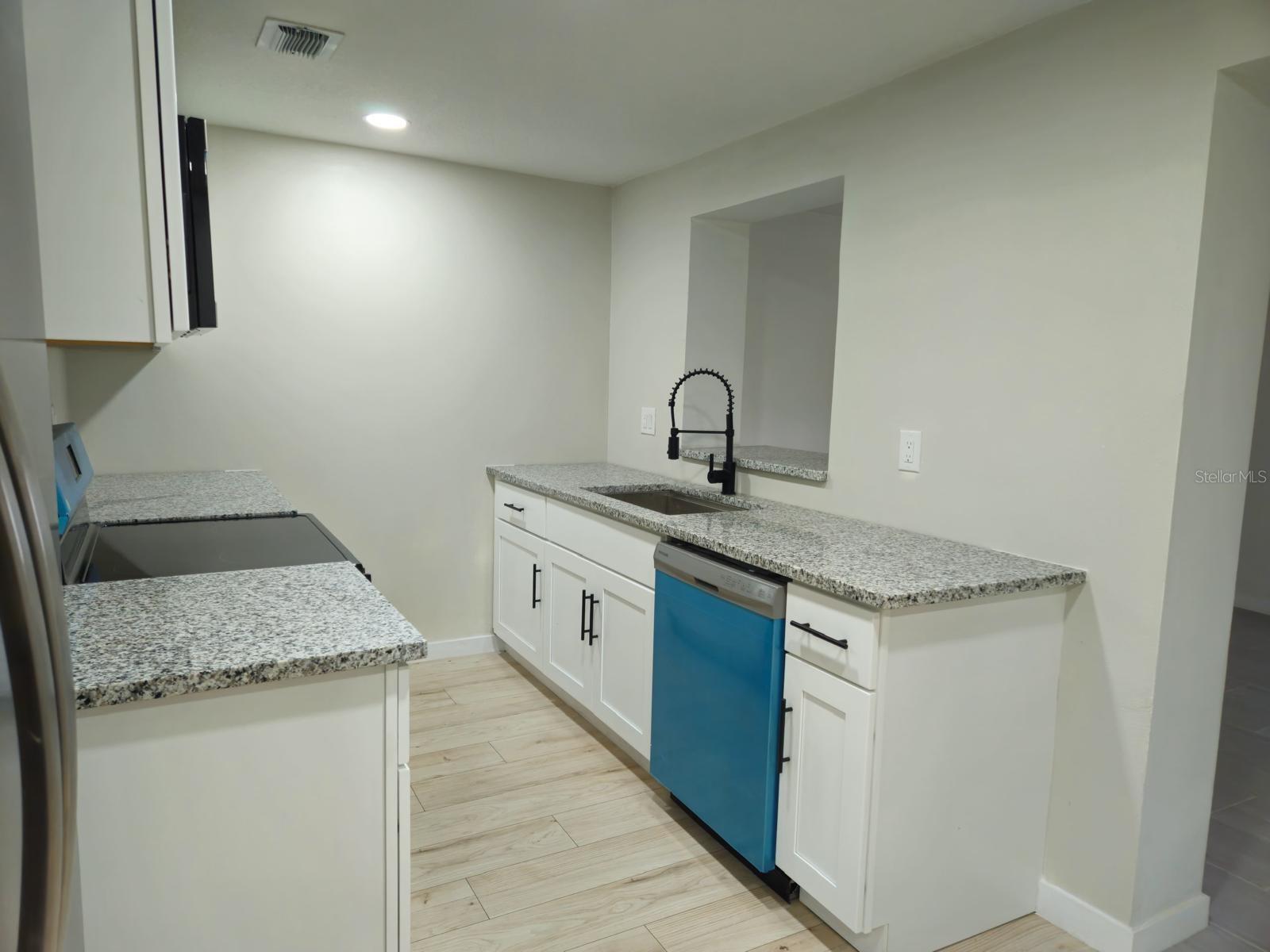 8229 PINEHURST CIR, TAMPA, FL, 33615