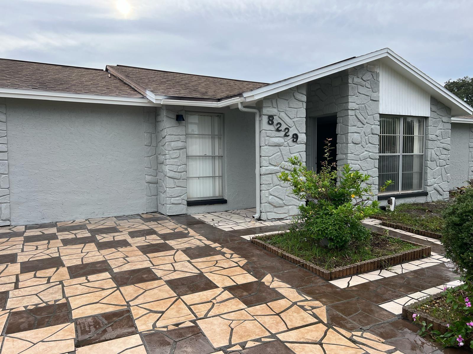 8229 PINEHURST CIR, TAMPA, FL, 33615